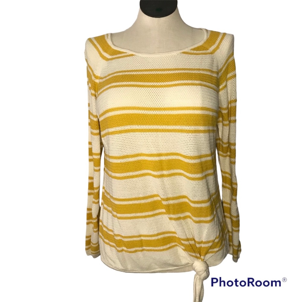 Maurices Women Sweater Top Long Sleeve Size XXL Color Yellow/white Pullover